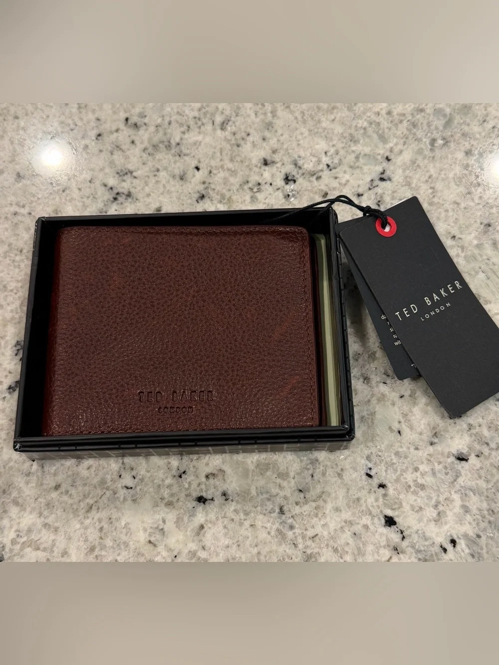 NWT . . .  Ted Baker Brockwell Pebbled Leather Wallet